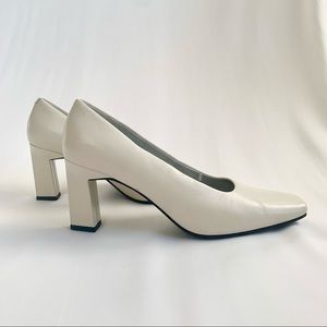 Vintage | Square toe heels